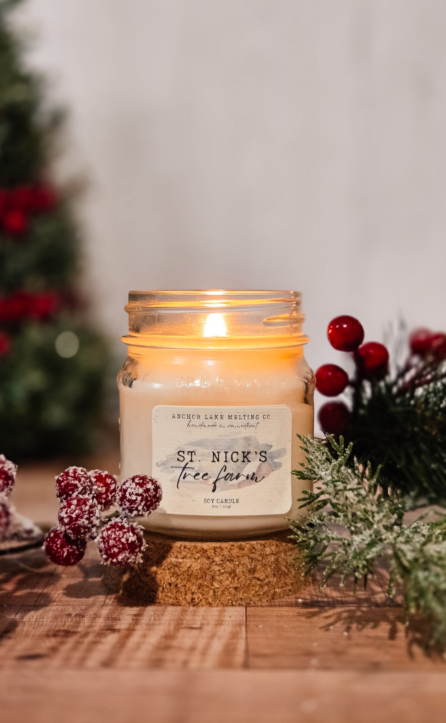 St. Nick’s Tree Farm – Juniperberry & Tobacco Soy Candle | Wood Wick Christmas Candle
