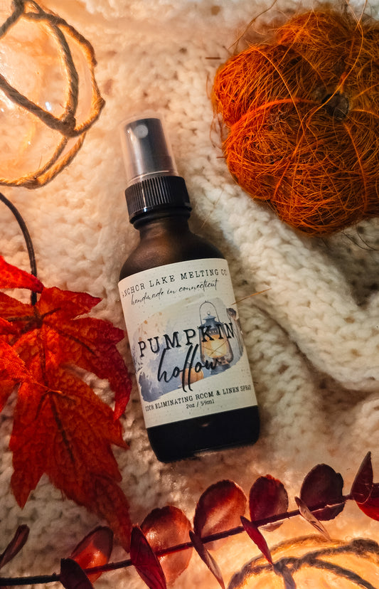 Pumpkin Hollow | 2oz Natural Odor Eliminating Room Spray – Pumpkin, Browned Butter & Charred Wood